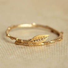 Креативные золотые ювелирные кольца в форме листа для женщин и мужчин, изысканное женское кольцо, ювелирные изделия, Свадебные обручальные кольца, подарки 2024 - купить недорого
