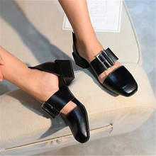 Sandalias de tacón medio individuales para mujer, sandalias con cabeza cuadrada gruesa, zapatos sencillos, novedad de verano 2024 - compra barato