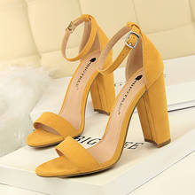 2020 zapatos de tacón alto sexis para mujer zapatos de boda tacones de Mujer Zapatos de verano para mujer moda femenina sandalias de Punta abierta Stiletto 2024 - compra barato