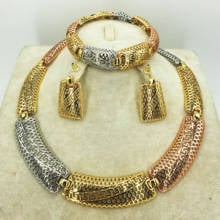 Gold lady Necklace Jewelry Set Dubai wedding bride jewelry jewelry set fashion necklace earrings bracelet Travel Jewelry Set 2024 - buy cheap