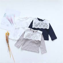 Blusas de manga larga para niños pequeños, Camiseta con cuello vuelto, suave, Vintage, con flores caladas, blusa para niñas 2024 - compra barato