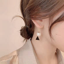 Korean Geometric Enamel Imitation Pearl Temperament Earrings for Women Gold Color Metal Triangle Long Chain Pendant Earrings 2024 - buy cheap