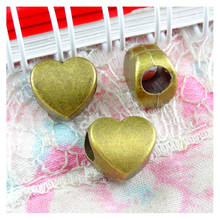 Cuentas Vintage con forma de corazón para fabricación de joyas, abalorios con forma de corazón, Color bronce antiguo, 30 piezas, 11x10,5 MM 2024 - compra barato
