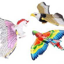 Новинка, имитация вспышки, электрическая летающая птица орла, вращающиеся интерактивные игрушки для детей 2024 - купить недорого