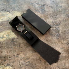 Caja plegable de diseño Simple para relojes, caja de accesorios de regalo, diseño Original negro, venta al por mayor, 20 Uds. 2024 - compra barato