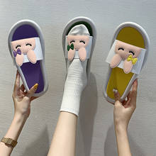 Zapatillas bonitas con personalidad para mujer, versátiles, geniales, antideslizantes para el baño y el hogar 2024 - compra barato