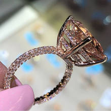 Роскошные Большие циркониевые кольца цвета шампанского класса ААА для женщин, уникальное обручальное кольцо золотого цвета с трехсторонни... 2024 - купить недорого