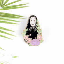 Broche de bruja de religión Santa, capa negra, flores, hojas verdes, planta, Cara de terror, insignia de esmalte, mochila, pin de solapa de mezclilla, regalo de joyería 2024 - compra barato