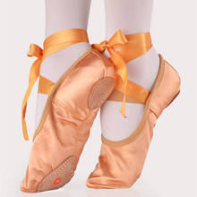 Zapatos de Ballet de satén con correas de cinta, zapatos de Yoga de punta redonda para interiores, zapatillas de bailarina de baile de satén con suela dividida suave para adultos y niñas 2024 - compra barato