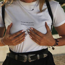 Женская хлопковая футболка с надписью «NEVER FOR MONEY» 2024 - купить недорого