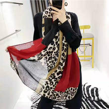 Женский новый модный шарф с леопардовым принтом, хлопковый шарф в стиле пэчворк, осенне-зимняя повязка на голову, повязка на голову, Sjaal, хиджаб, снуд 180*90 см 2024 - купить недорого