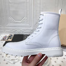 Новинка 2021, высококачественные модные женские белые туфли на толстой подошве, модные кожаные повседневные туфли для пар 2024 - купить недорого