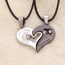 Collar con colgante en forma de corazón para parejas, joyería con colgante de "te quiero", Unisex, accesorios de regalo, 1 par 2024 - compra barato