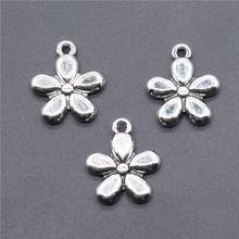20 pçs pequenas flores encantos diy flor encantos para fazer jóias antigo prata cor minúsculos flor encantos 11x13mm 2024 - compre barato