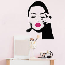 Модная виниловая наклейка на стену для маникюра, маникюра, губ, макияжа, салона красоты, A613 2024 - купить недорого