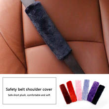 Cobertura pelúcia para cinto de segurança de carro, protetor universal, macio, quente, almofada de ombro, proteção para ombro 2024 - compre barato