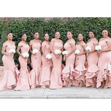 Розовое атласное платье подружки невесты с открытыми плечами, платье подружки невесты 2020 на заказ, свадебные платья для гостей, длинные платья подружек невесты 2024 - купить недорого