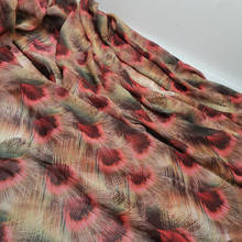 Liquidação tecido impresso de pena de pavão chiffon tecido de verão vestido tecido de chiffon 2024 - compre barato