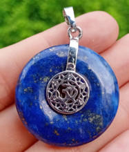 Lapis Lazuli pedra Yoga OM Amuleto Pingente Reiki Energia Mágica 3d rodada 2024 - compre barato