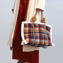 Винтажная сумочка на плечо для женщин, женская меховая декоративная сумка на молнии, вязаная Высококачественная шерстяная тканевая сумка ч... 2024 - купить недорого