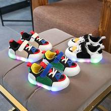 Zapatos luminosos Led de primavera para niños y niñas, zapatillas deportivas para correr con luces intermitentes, suaves 2024 - compra barato