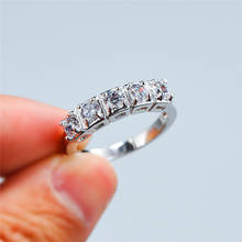 Anillo de piedra de cristal blanco para mujer, sortija de boda fina y cuadrada de circón bonito, abalorio, anillo de compromiso de Color plateado 2024 - compra barato
