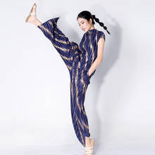 Miyake-Camisa de manga corta y pantalones de pierna ancha, conjunto de rayas de seda brillante con pliegues, color bronce, en oferta 2024 - compra barato