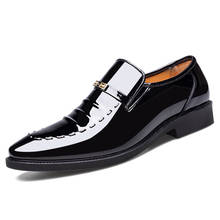 Zapatos Oxfords de negocios para hombre, calzado masculino de cuero sintético, puntiagudos, color negro y marrón, para oficina y boda, talla grande 38-48 2024 - compra barato