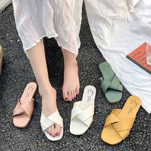 Las nuevas mujeres zapatillas de Cruz plana zapatillas con colores dulces sandalias y zapatillas de mujer de Verano de la ropa de moda de zapatos de playa flip flop 2024 - compra barato