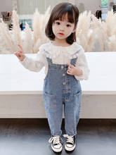 Conjunto de ropa de primavera para niños y niñas, blusa de encaje con cuello de muñeca de estilo coreano, Mono vaquero, trajes de 2 piezas, 2021 2024 - compra barato