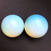 Натуральных кристаллов Мячи Белый опал кварц камень кристалл сфера для украшения дома 2024 - купить недорого