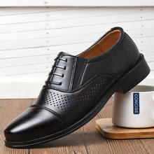 Mazefeng novo 2020 masculino sapatos casuais de couro verão buracos respiráveis de luxo marca plana para homem tamanho do transporte da gota 38-44 2024 - compre barato