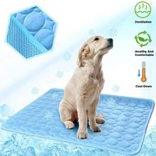 Охлаждающий коврик для домашних собак, дышащее покрывало из ледяного шелка для кровати для собак, летний моющийся охлаждающий коврик для маленьких средних и больших собак 2024 - купить недорого