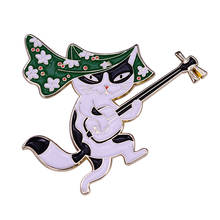 Yokai gato toca el instrumento esmalte Pin Cultura Japonesa Folklore broche insignia 2024 - compra barato