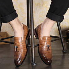 Sapatos masculinos formais de bico fino couro pu, sapatos estilo oxford primavera itália, sapatos sociais para casamento, tamanhos grandes 38-47 2024 - compre barato