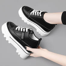 Zapatos de plataforma plana de cuero para mujer, zapatillas informales con cordones, suela gruesa, color blanco y negro 2024 - compra barato