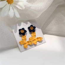 Pendientes colgantes con forma de mariposa amarilla para mujer y niña, aretes colgantes con forma de flor de pétalo, lazo coreano, joyería para la oreja, regalo 2024 - compra barato