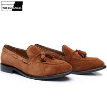 Sapatos casuais Homens Sapatos de Camurça 2019 Artesanal Masculino Condução Barco Sapatos Borla Moda Sapatos De Casamento Escritório Quente Calçado Zapatos 2024 - compre barato