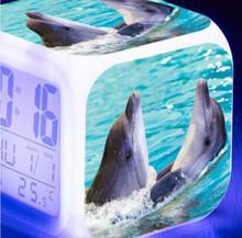 Dolphin alarm-reloj electrónico luminoso con pantalla grande, pulsera digital LED brillante de 7 colores, bonito regalo de cumpleaños para niños 2024 - compra barato