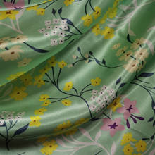Атласная подкладка материал Diy ремесло ткани цветок глянцевый полиэстер шармёз ткань шаблон 2024 - купить недорого