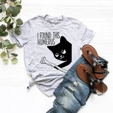 Camiseta "I Found This Humerus", blusa con estampado de gato sarcástico para Halloween, camisetas con eslogan vintage hipster, camisetas de arte gótico de estilo callejero 2024 - compra barato