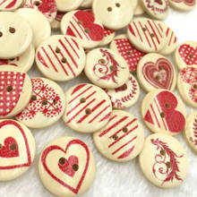Botones de madera de 50 piezas con patrón de corazón rojo, botones decorativos de 2 agujeros para costura, álbum de recortes, manualidades, 15mm, WB342 2024 - compra barato