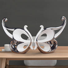 Figuritas de animales de cerámica para decoración del hogar, accesorios modernos de mariposa blanca y plateada, artesanía para oficina y sala de estar 2024 - compra barato
