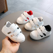 Tênis infantil de alta qualidade, sapato com placa e calçados para bebês de 1 a 5 anos, para meninos e meninas, moda primavera 2021 2024 - compre barato