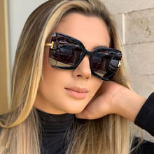 Очки солнцезащитные женские, роскошные модные дизайнерские солнечные очки с черными линзами, с защитой от ультрафиолета, 2021 2024 - купить недорого