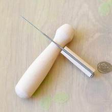 Punzón de agujas para manualidades, herramienta de costura con mango de madera maciza, aguja fina para fieltro de lana, C66 2024 - compra barato