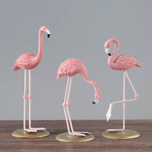 1 шт. Розовый фламинго для рабочего стола милые фигурки, украшение для дома, подарок для девочек Flamingo мини скульптура гостиная украшения 2024 - купить недорого