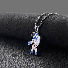 Ожерелье с подвеской в стиле хип-хоп, астронавт, робот, Вселенная Галактика, космонавт, нержавеющая сталь, мужские и женские ювелирные изделия для вечеринок, ожерелье 55 см 2024 - купить недорого