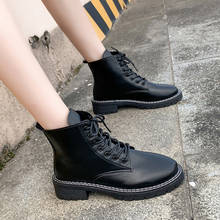 2020 autumn new Korean version of wild thick-soled lace-up motorcycle boots street shooting Martin boots women's short boots 2024 - buy cheap