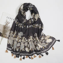 2021 Newest Floral Cotton Hijab Scarf female autumn Headscarf Summer Pareo beach Handkerchief Women's stole Headband Bandana 1PC 2024 - buy cheap
